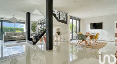 Maison d’architecte 7 pièces de 189 m² à Vaux-sur-Seine (78740)