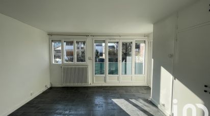 Studio 1 room of 30 m² in Asnières-sur-Seine (92600)