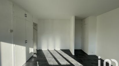 Studio 1 room of 30 m² in Asnières-sur-Seine (92600)