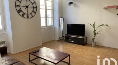 Apartment 2 rooms of 48 m² in Bordeaux (33000)