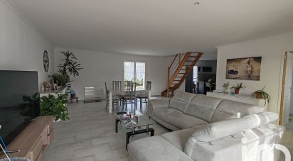 Maison 5 pièces de 120 m² à Esvres (37320)