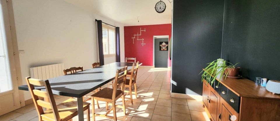 House 4 rooms of 147 m² in Vouneuil-sur-Vienne (86210)