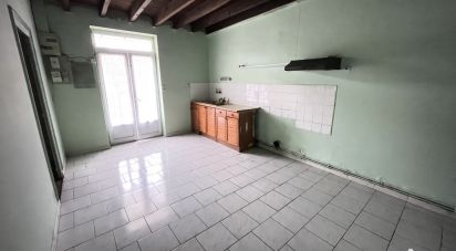 Traditional house 3 rooms of 88 m² in Loubillé (79110)