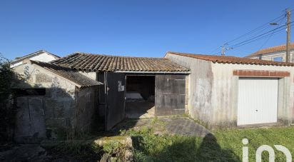 Parking of 25 m² in Bourcefranc-le-Chapus (17560)