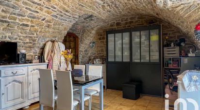 Village house 5 rooms of 71 m² in Saint-Saturnin-de-Lenne (12560)