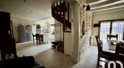 Maison 4 pièces de 85 m² à Guigneville-sur-Essonne (91590)