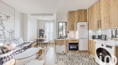 Appartement 3 pièces de 43 m² à Saint-Denis (93200)