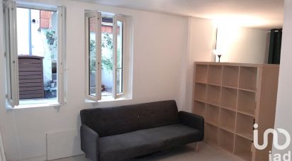 Studio 1 room of 28 m² in Paris (75017)