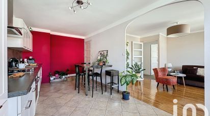 Apartment 3 rooms of 80 m² in Annecy (74000)