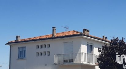 Apartment 3 rooms of 55 m² in Royan (17200)