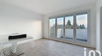 Apartment 2 rooms of 44 m² in Amiens (80000)