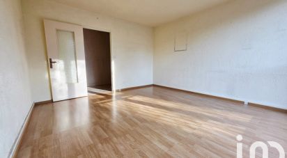 Apartment 3 rooms of 66 m² in Yerres (91330)