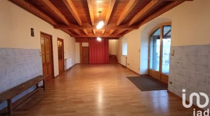 Country house 8 rooms of 212 m² in Grazac (43200)