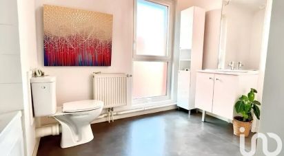 Apartment 2 rooms of 53 m² in Lille (59000)