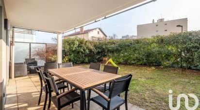 Apartment 3 rooms of 65 m² in Bron (69500)