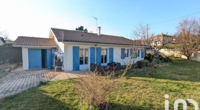 Traditional house 4 rooms of 102 m² in Saint-Uze (26240)