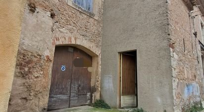 Parking of 130 m² in Lézignan-Corbières (11200)