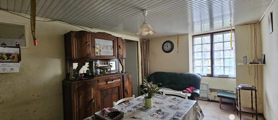 Village house 3 rooms of 50 m² in Genouillé (86250)