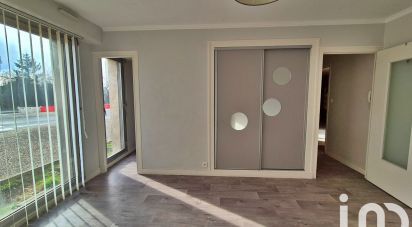 Apartment 1 room of 24 m² in La Rochelle (17000)