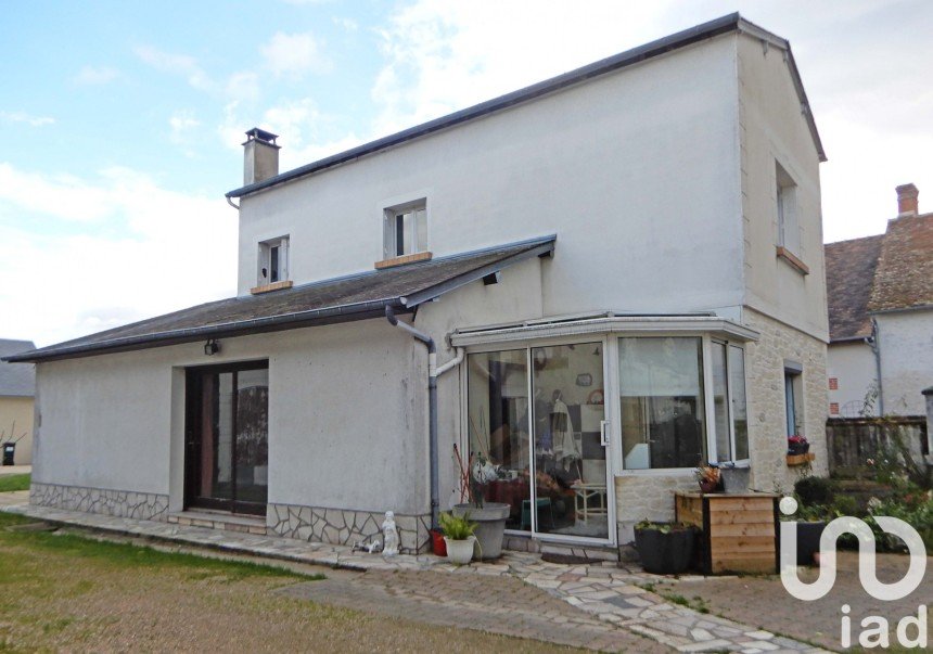 Village house 4 rooms of 114 m² in Mont-près-Chambord (41250)