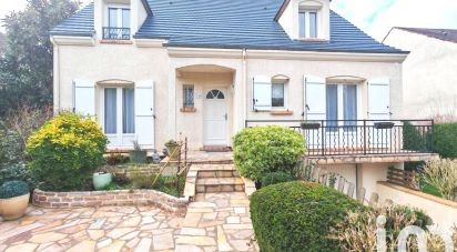 House 5 rooms of 132 m² in Sainte-Geneviève-des-Bois (91700)