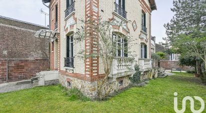 Traditional house 7 rooms of 150 m² in Colombes (92700)