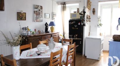 House 4 rooms of 74 m² in Pradelles (43420)