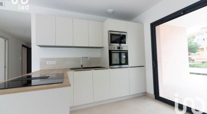 Apartment 4 rooms of 98 m² in Saint-Raphaël (83700)