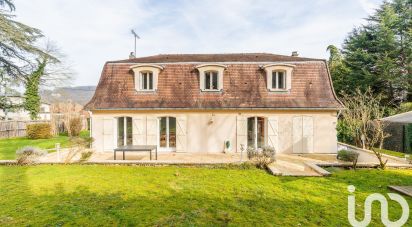 House 6 rooms of 140 m² in Bièvres (91570)