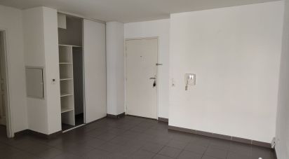 Apartment 3 rooms of 58 m² in Marseille (13003)