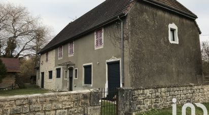 House 10 rooms of 265 m² in Vincent (39230)