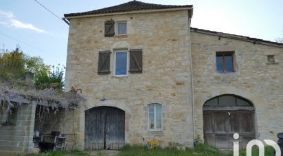 Country home 9 rooms of 190 m² in Saint-Pierre-Lafeuille (46090)