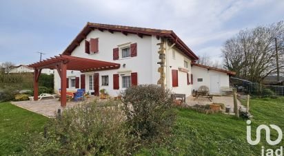 Maison de village 10 pièces de 275 m² à Arbouet-Sussaute (64120)