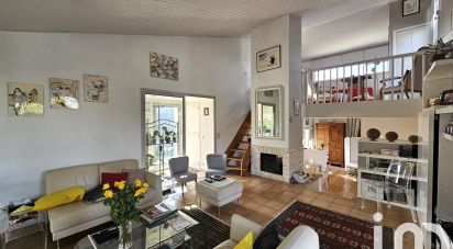 Architectural house 6 rooms of 151 m² in Cahors (46000)