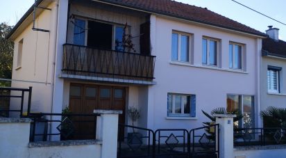 House 3 rooms of 113 m² in Montluçon (03100)