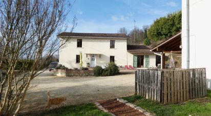 Domaine 12 pièces de 280 m² à Moidieu-Détourbe (38440)