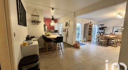 House 4 rooms of 91 m² in Maurepas (78310)