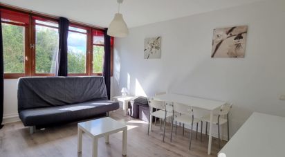 Apartment 1 room of 27 m² in Troyes (10000)