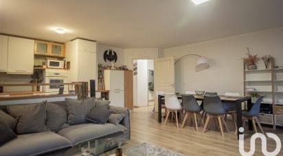 Apartment 3 rooms of 71 m² in Annecy (74000)