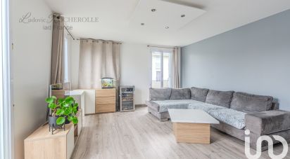 Appartement 3 pièces de 64 m² à Sainte-Geneviève-des-Bois (91700)