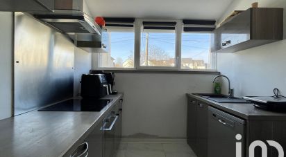 Maison 5 pièces de 103 m² à Saint-Jean-de-la-Ruelle (45140)