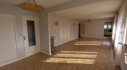 House 7 rooms of 169 m² in Chamarandes-Choignes (52000)