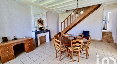 House 8 rooms of 146 m² in Lys-Haut-Layon (49310)