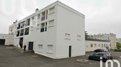 Apartment 3 rooms of 66 m² in Soyaux (16800)