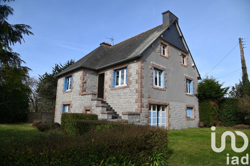 House 4 rooms of 93 m² in Trégastel (22730)