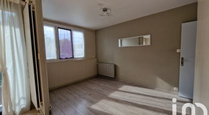 Apartment 3 rooms of 79 m² in Meylan (38240)