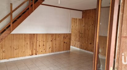 Traditional house 8 rooms of 144 m² in Saint-André (97440)