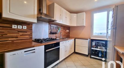 Appartement 4 pièces de 82 m² à Reims (51100)