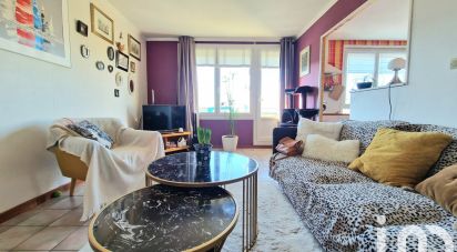 Apartment 3 rooms of 55 m² in Les Mureaux (78130)