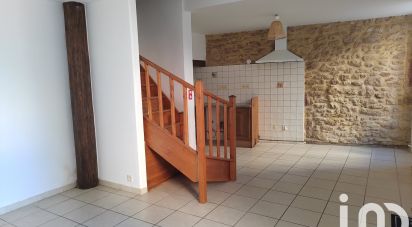 Village house 3 rooms of 54 m² in Sérignan-du-Comtat (84830)